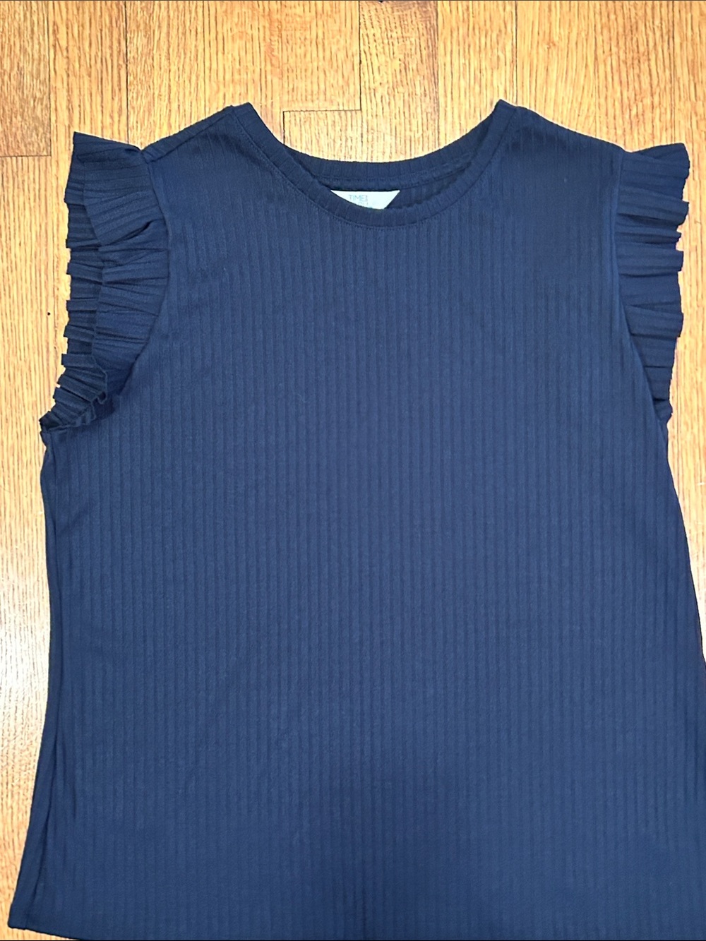 Time and Tru Navy Ruffle Cap-Sleeve Ribbed Top Size Medium - Picture 3 of 8
